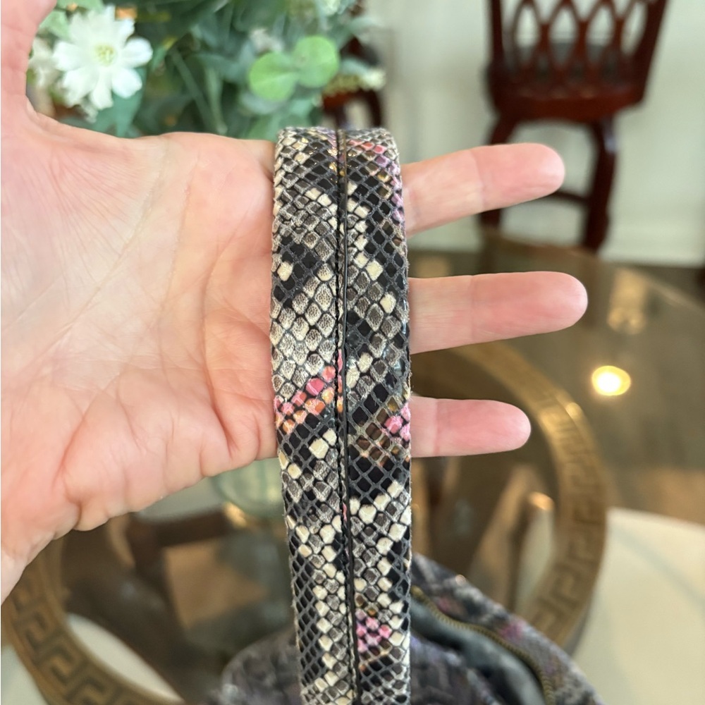 🩶🩷AIMEE KESTENBERG LEATHER EXOTIC SNAKESKIN HOBO BAG!🩶🩷 - Picture 3 of 12